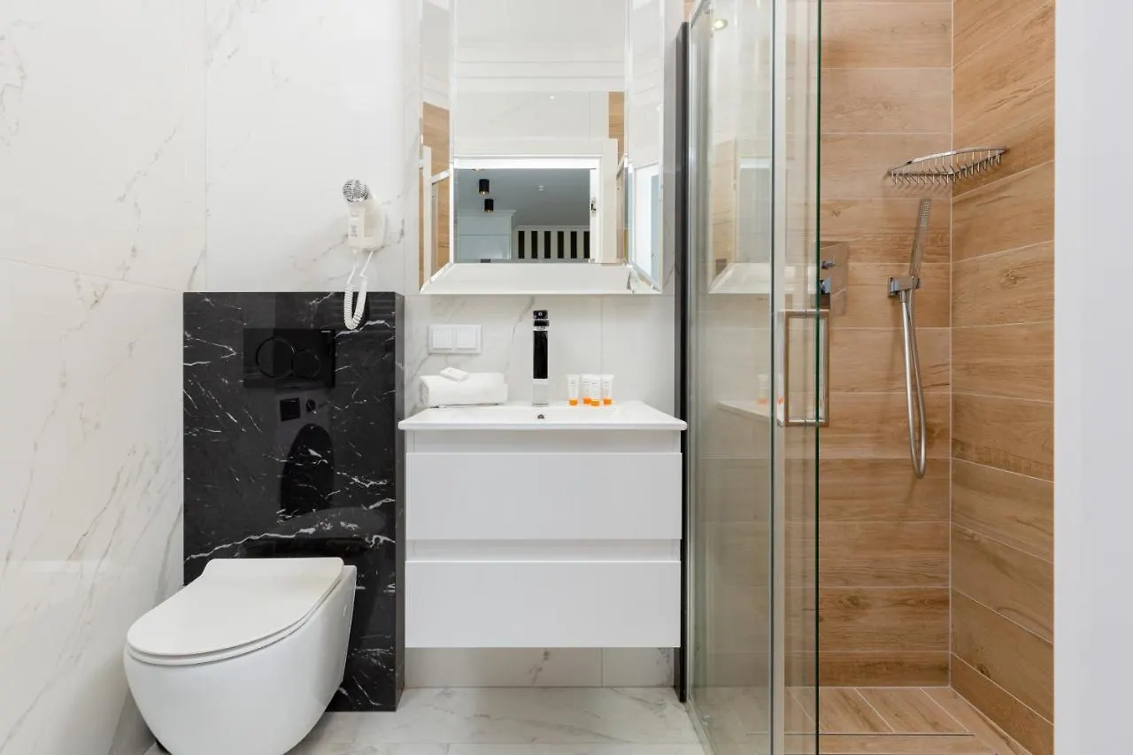 Aparthotel Mennica Residence - City Center Apartments By Noclegi Renters Warsaw Poland