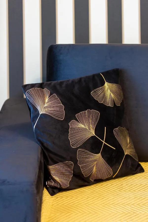 Mennica Residence - City Center Apartments By Noclegi Renters Warsaw Aparthotel